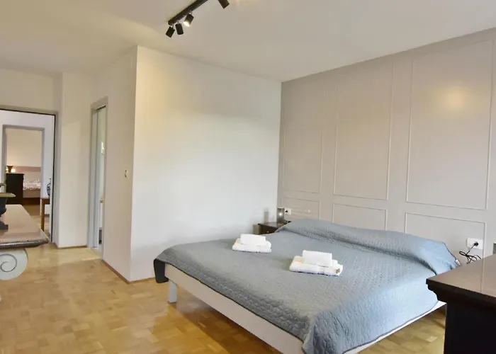 Appartement In Valica Mit Grossem Garten By Interhome Umag