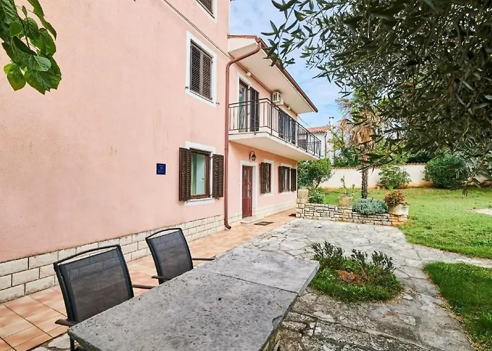 Apartman In Valica Mit Grossem Garten By Interhome *