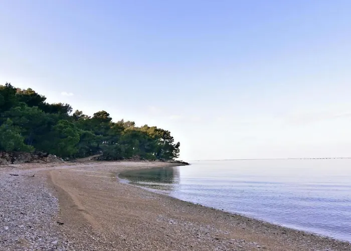 In Valica Mit Grossem Garten By Interhome Apartman Umag